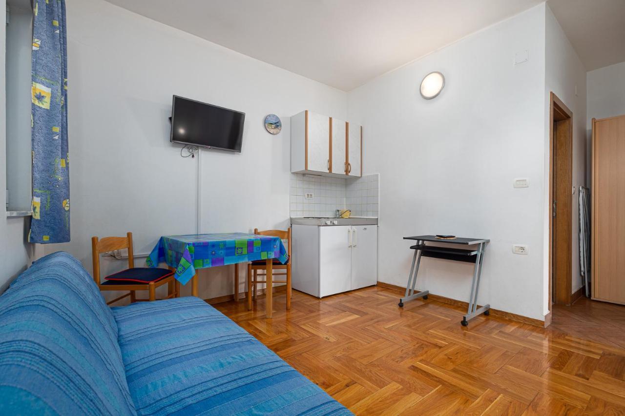 House Laura 200m From The Beach And The Center Poreč